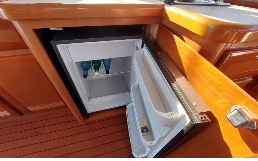 slider 28 Beneteau Swift Trawler 42