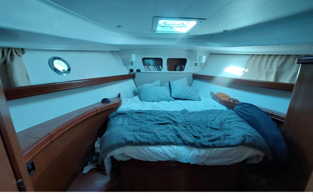 slider 30 Beneteau Swift Trawler 42