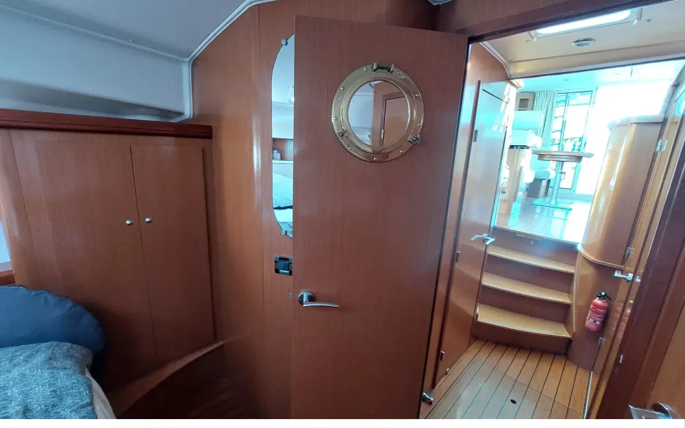 slider 33 Beneteau Swift Trawler 42
