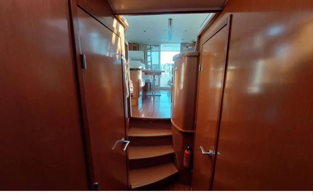 slider 34 Beneteau Swift Trawler 42