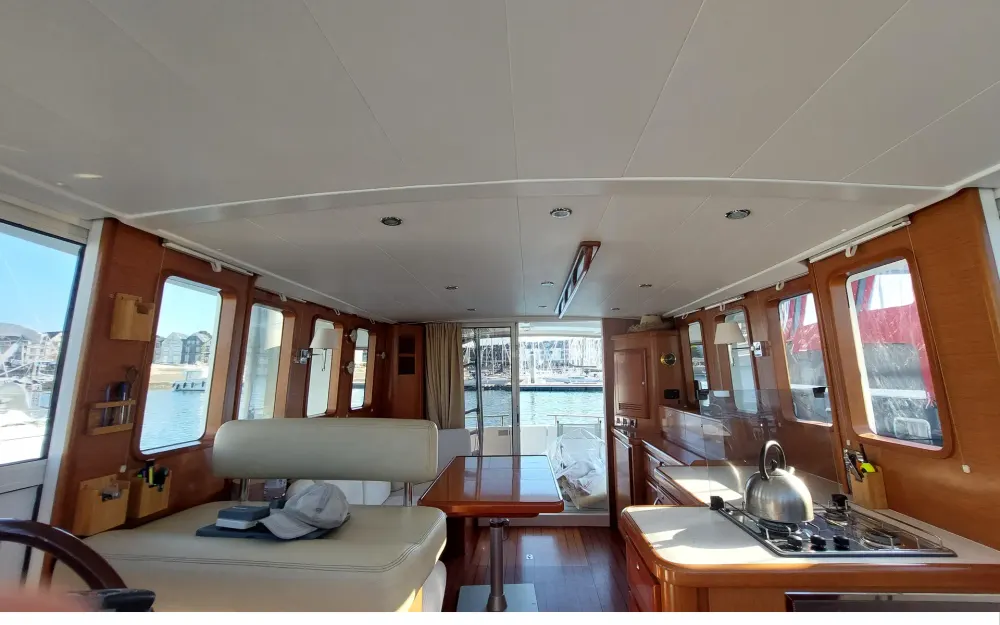 slider 38 Beneteau Swift Trawler 42