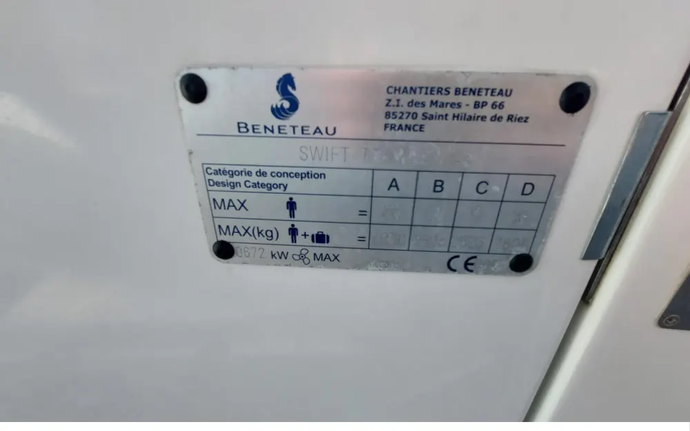 slider 47 Beneteau Swift Trawler 42