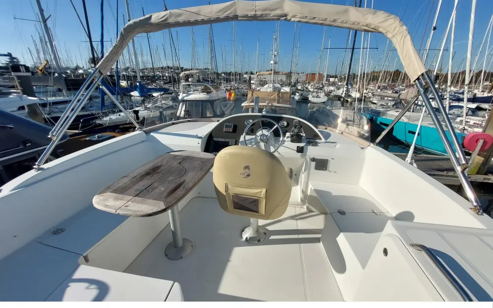 slider 61 Beneteau Swift Trawler 42