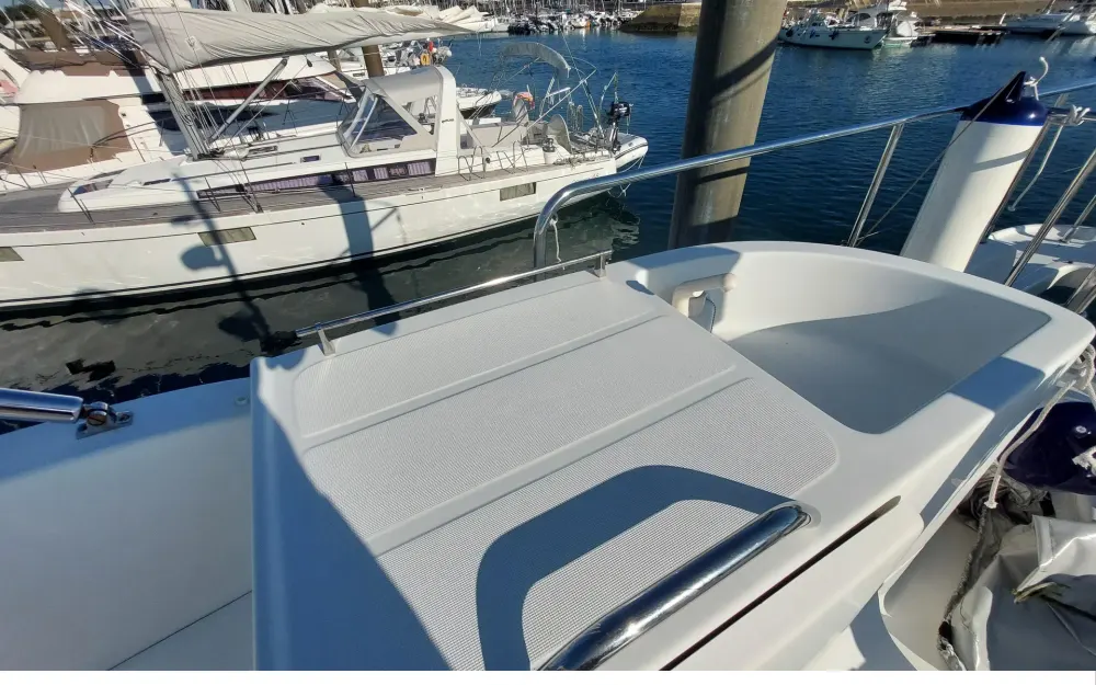 slider 63 Beneteau Swift Trawler 42