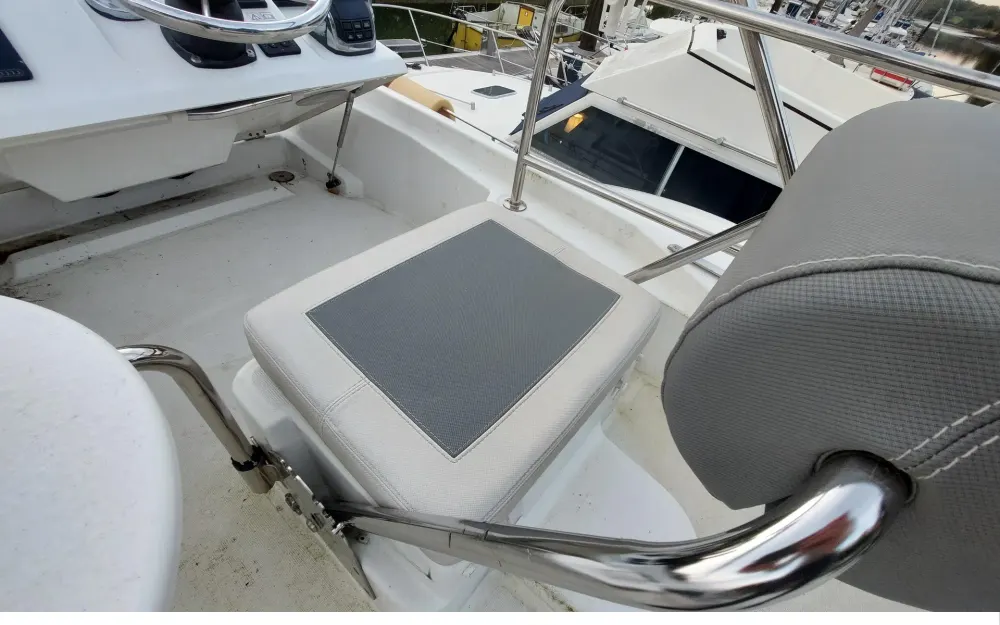 slider 46 Beneteau Swift Trawler 30
