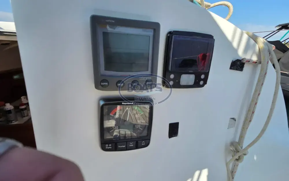 slider 12 Beneteau First 31.7