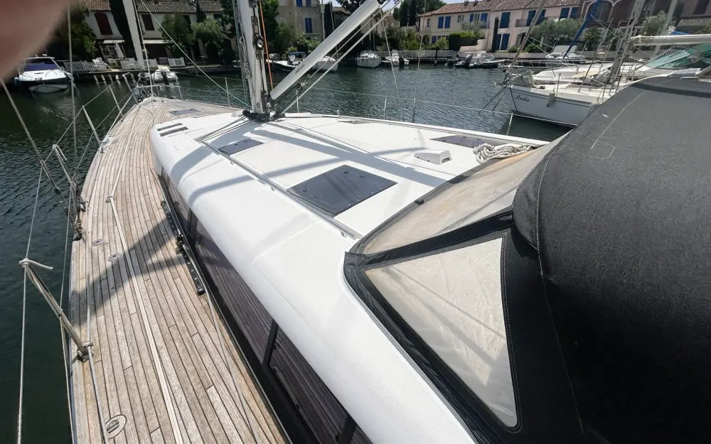 slider 5 Beneteau Sense 50