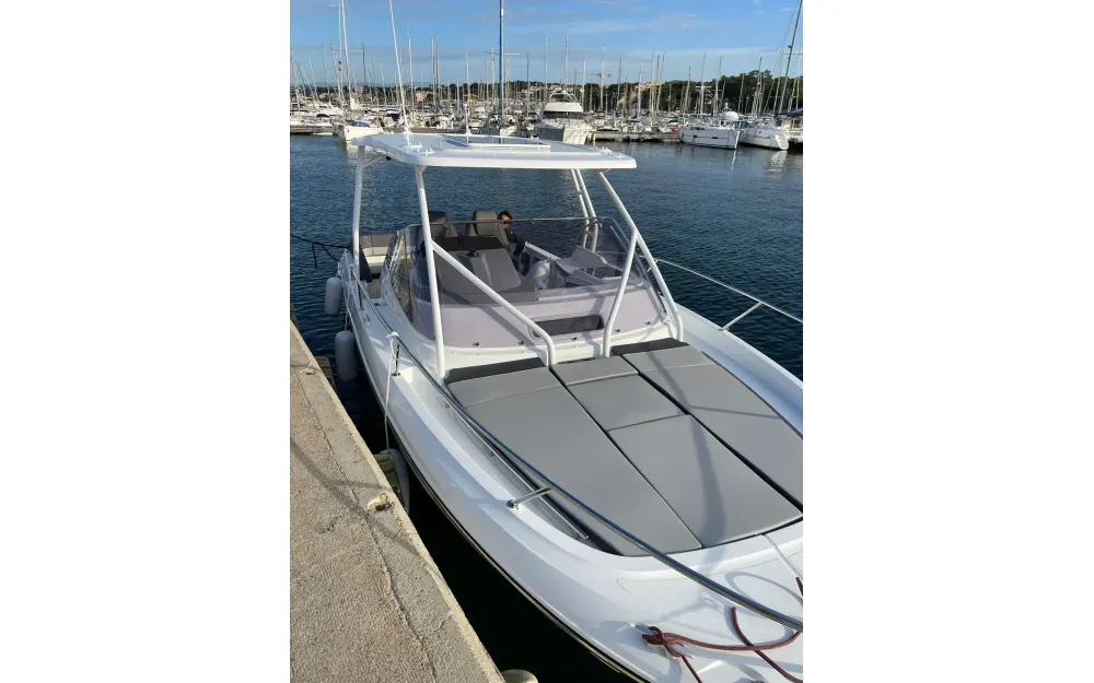 slider 14 Jeanneau Cap Camarat 9.0 WA