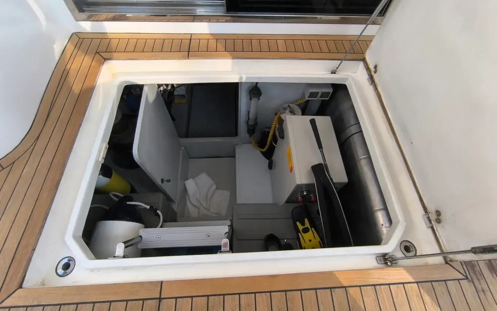 slider 4 Azimut Atlantis 39