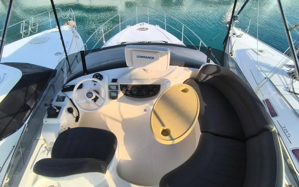 slider 6 Azimut Atlantis 39