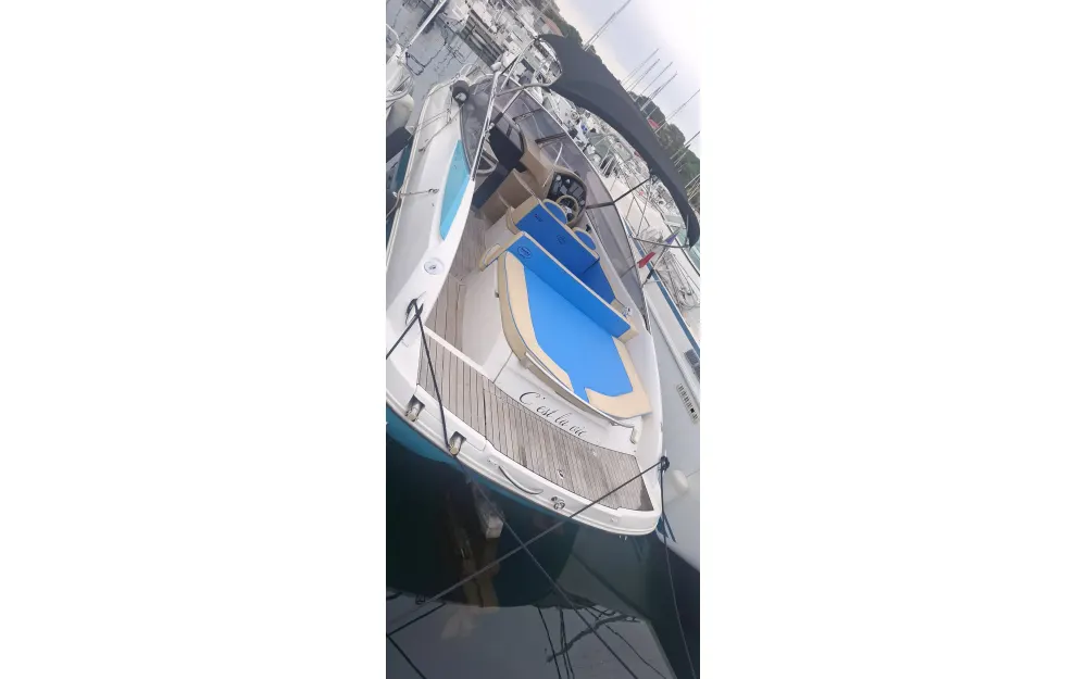 slider 3 Sessa Marine S26