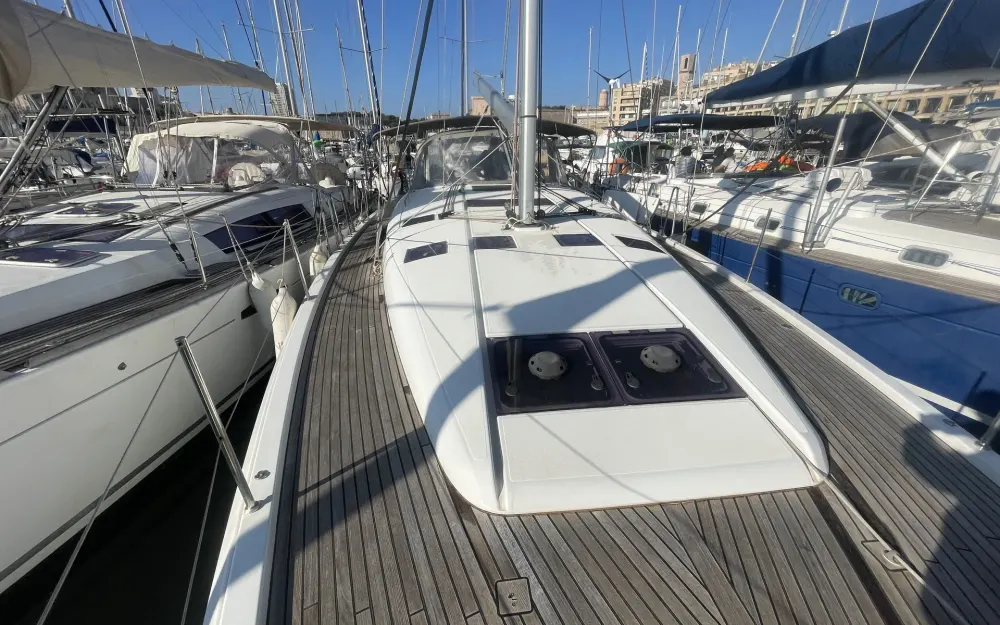 slider 21 Jeanneau Sun Odyssey 490