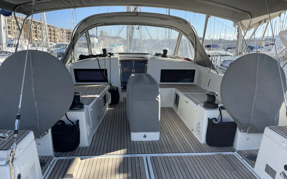 slider 35 Jeanneau Sun Odyssey 490