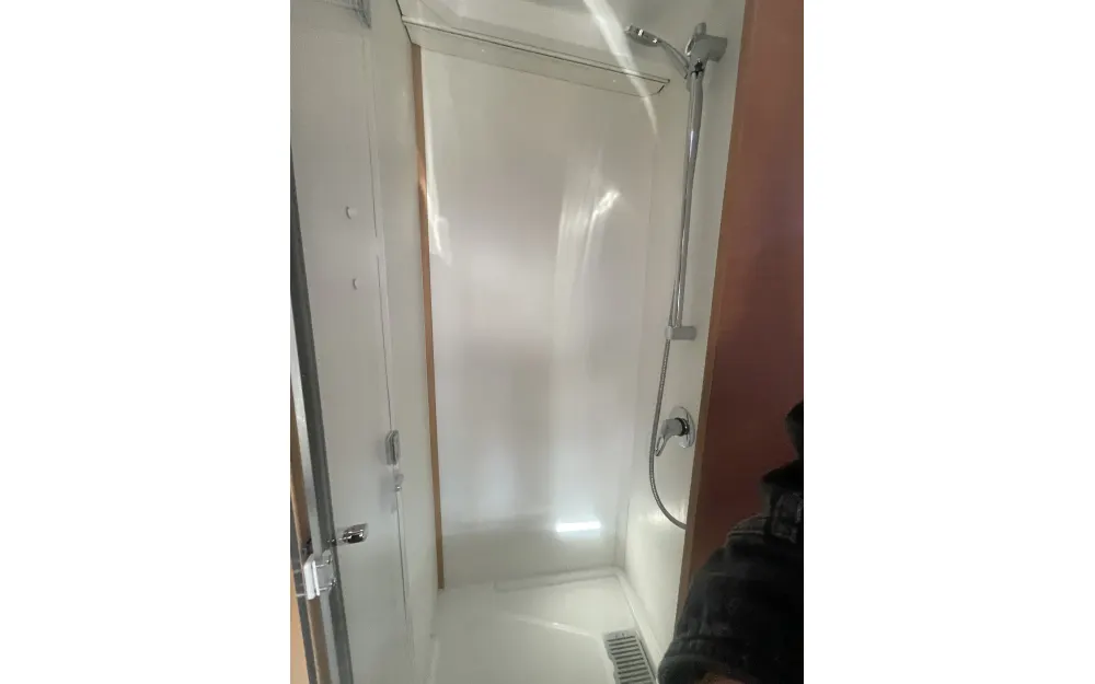 slider 3 Jeanneau Sun Odyssey 490