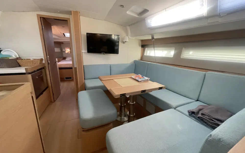 slider 8 Jeanneau Sun Odyssey 490