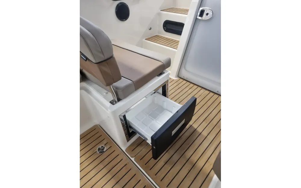 slider 5 Quicksilver  675Cruiser