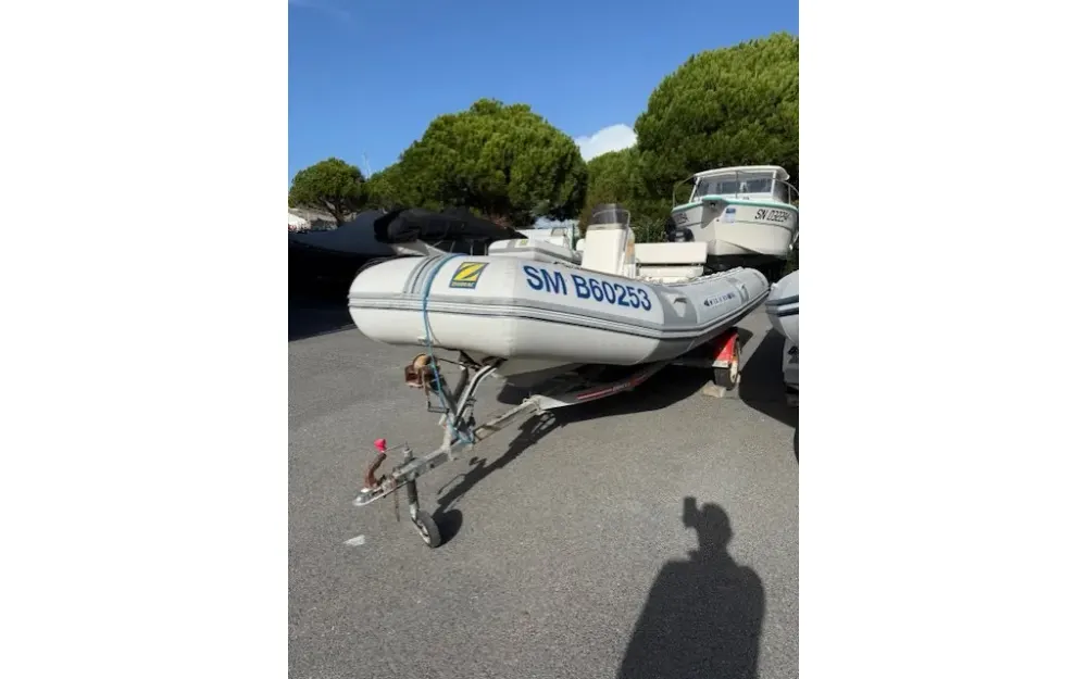 slider 0 Zodiac Cherokee 495