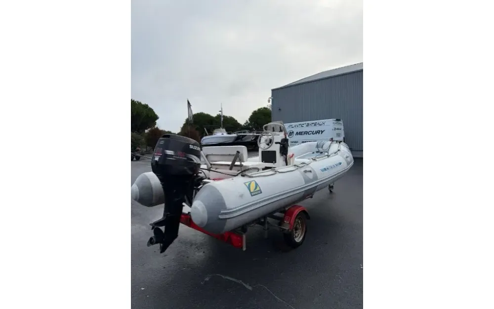 slider 2 Zodiac Cherokee 495