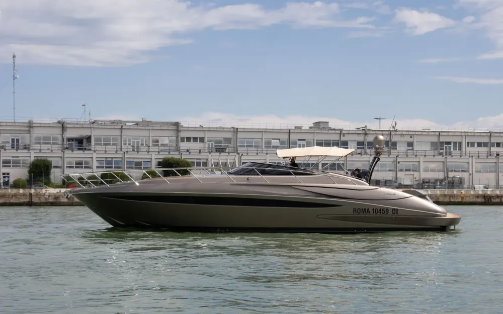 slider 1 Riva le 52