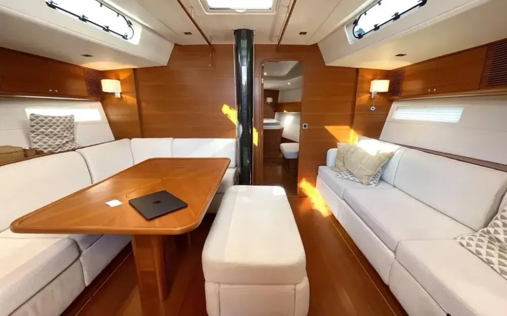 slider 4 X-Yachts X-65