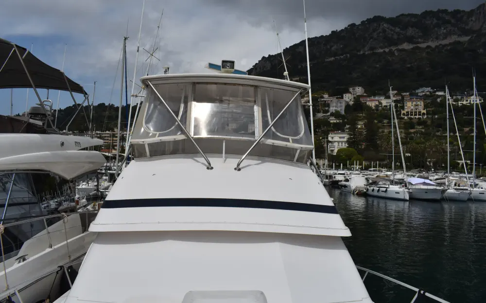 slider 5 Bertram  46 Convertible