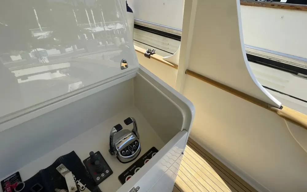 slider 16 Fleming Yachts Fleming 55