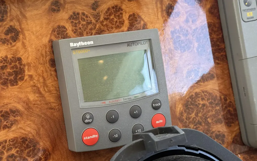 slider 36 Astondoa  46