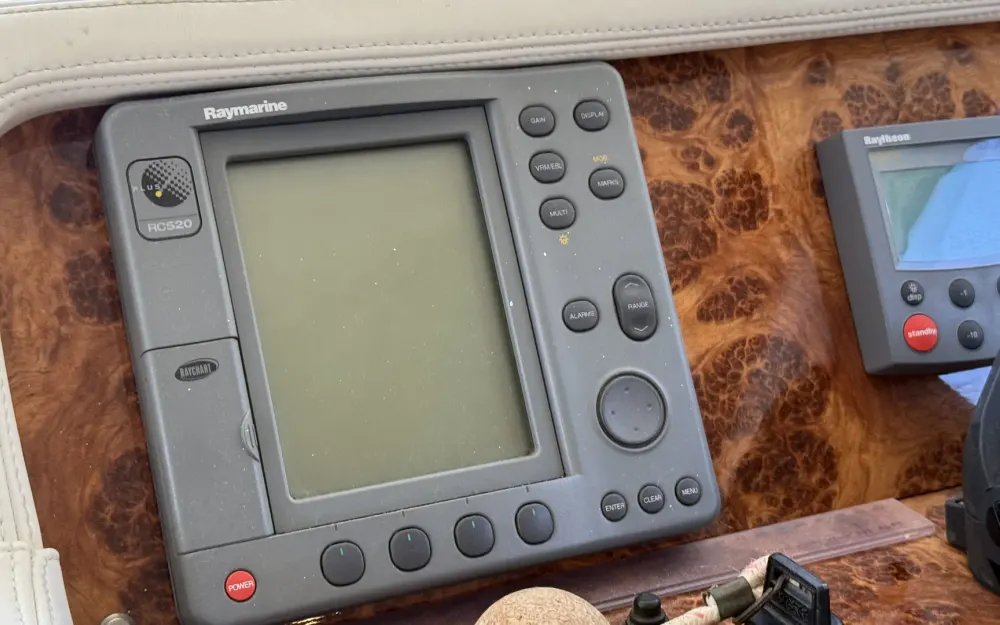 slider 37 Astondoa  46