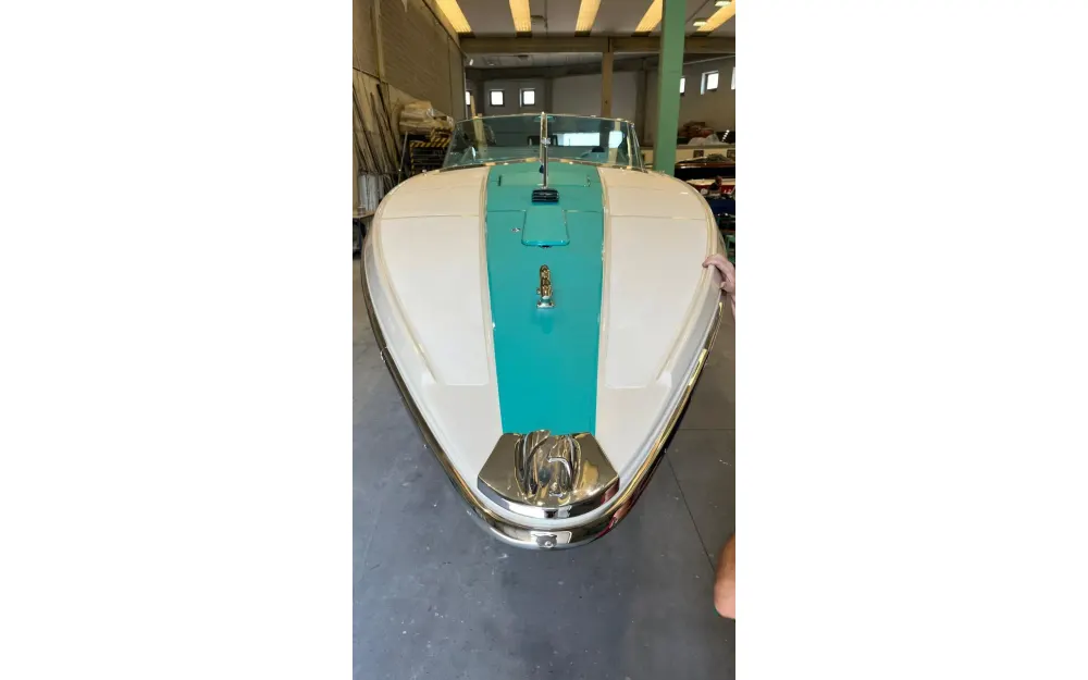 slider 28 Riva Saint Tropez