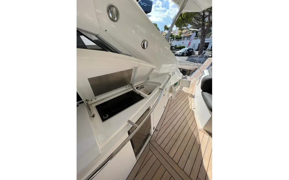 slider 12 Sunseeker Portofino 53