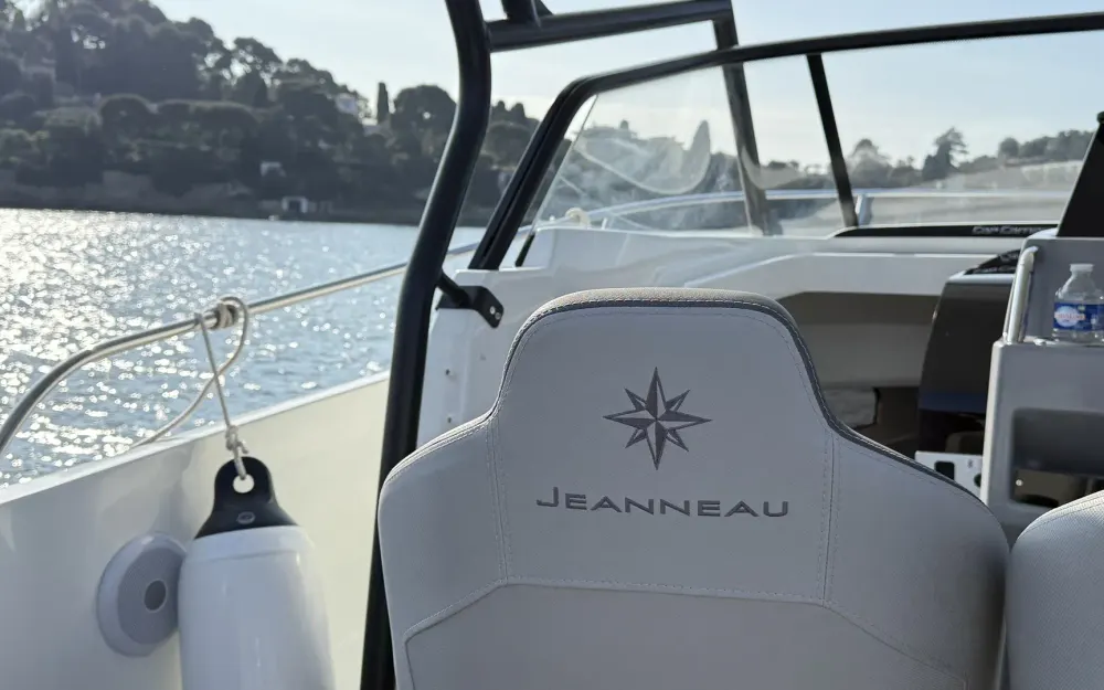 slider 17 Jeanneau Cap Camarat 7.5 WA