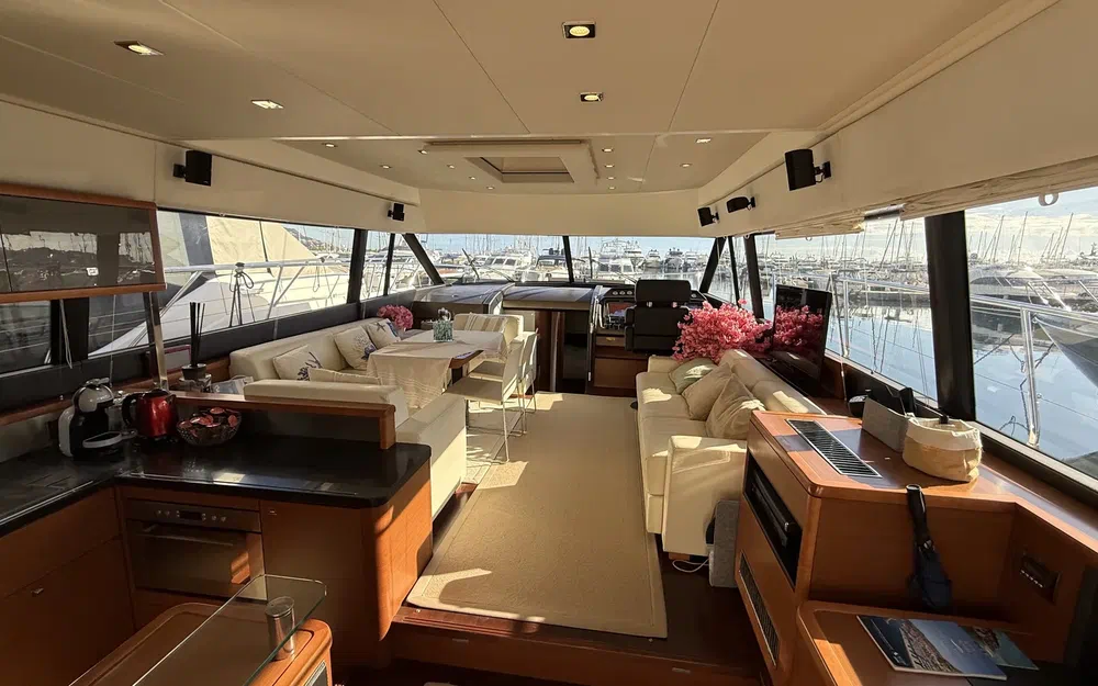 slider 22 Prestige Yachts 620 S
