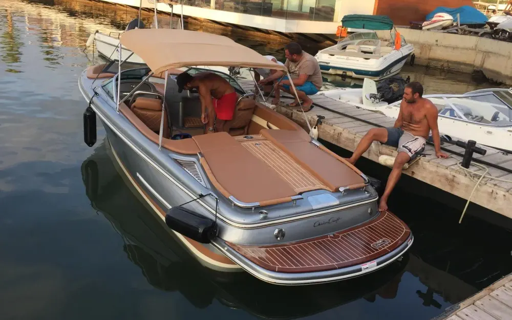 slider 4 Chris Craft Carina 21