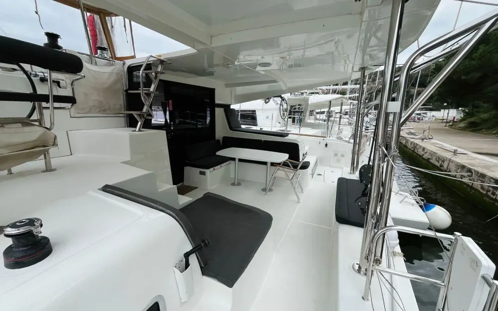 slider 10 Lagoon  42