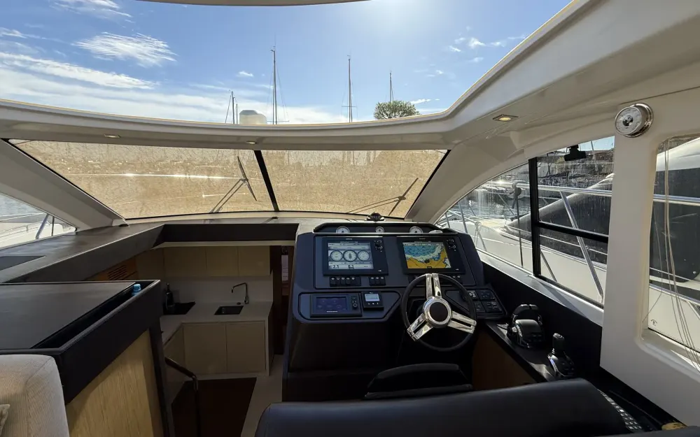 slider 24 Beneteau Gran Turismo 49