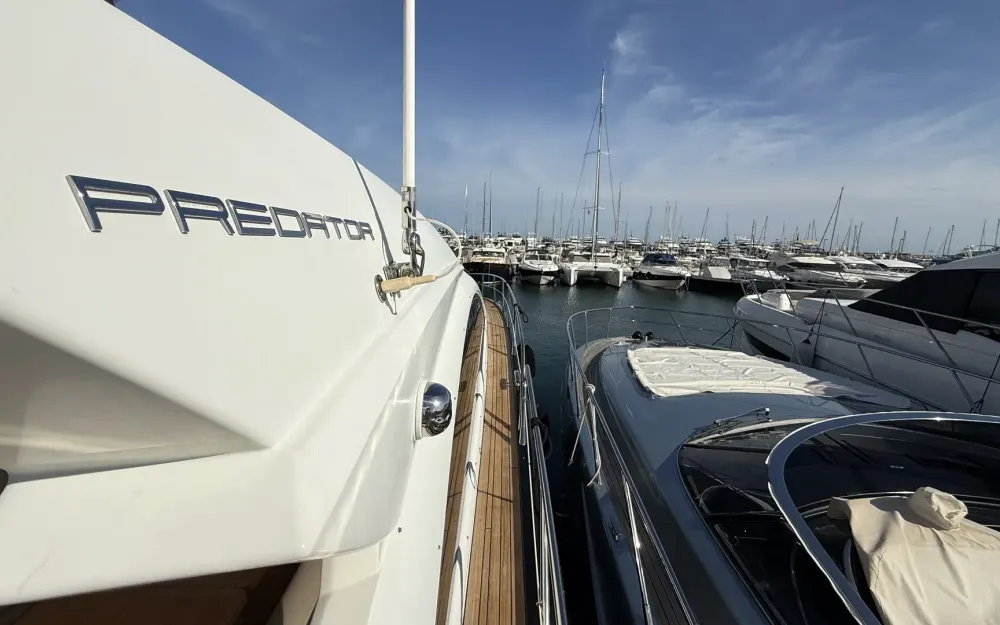 slider 16 Sunseeker Predator 60