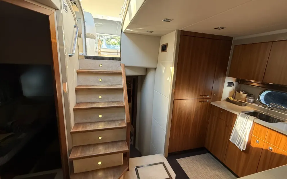 slider 36 Sunseeker Predator 60