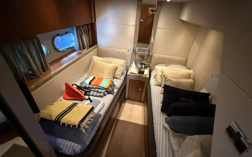 slider 50 Sunseeker Predator 60