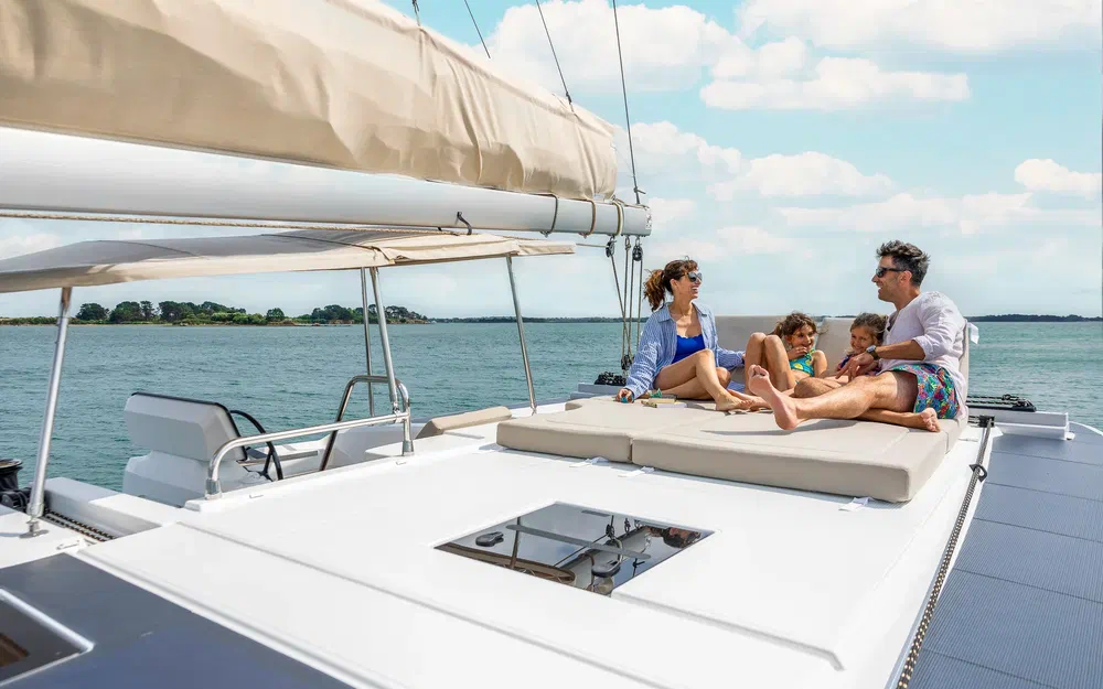slider 27 Fountaine Pajot Lipari 41