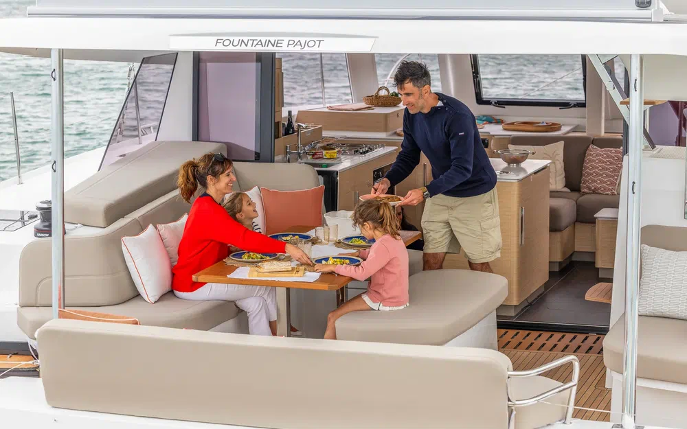 slider 42 Fountaine Pajot Lipari 41