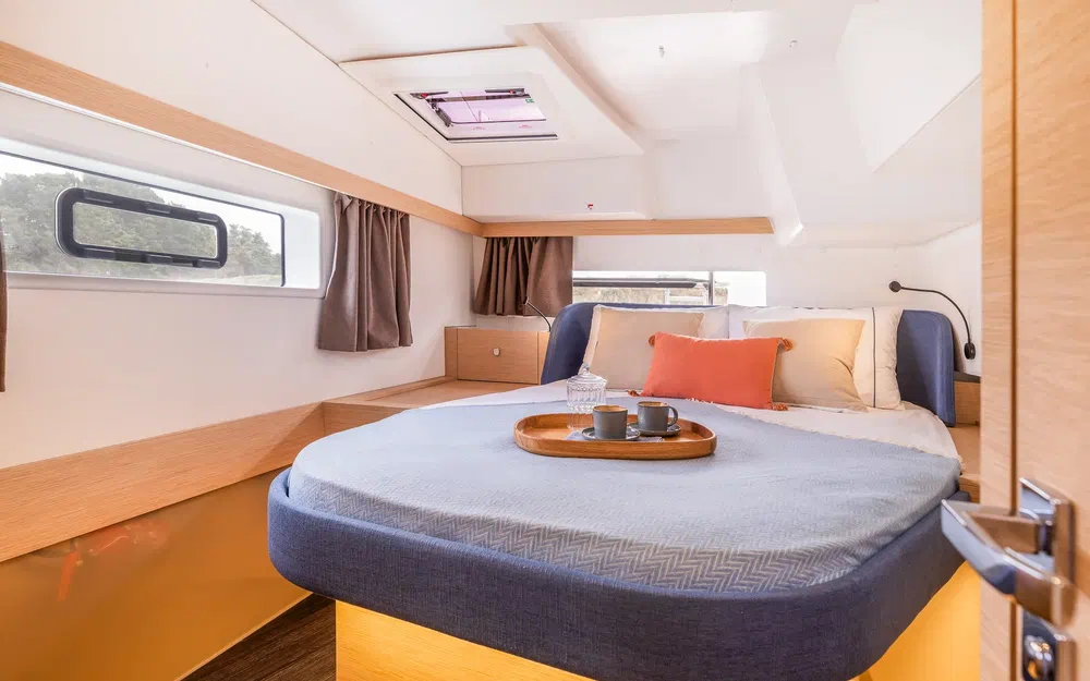 slider 46 Fountaine Pajot Lipari 41