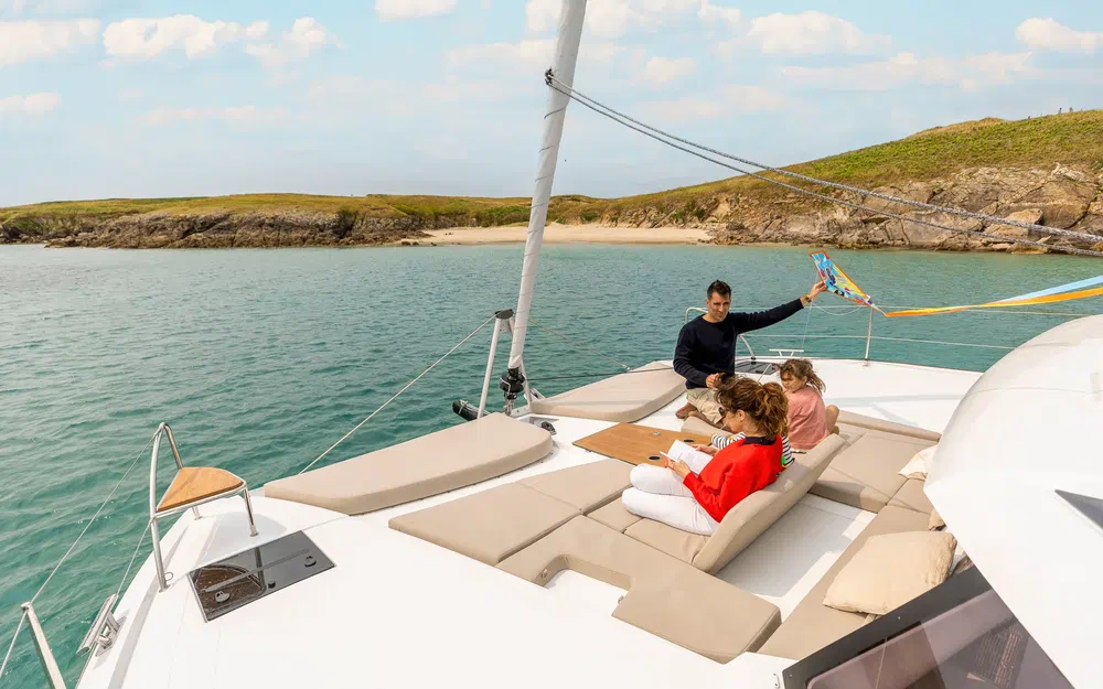 slider 8 Fountaine Pajot Lipari 41