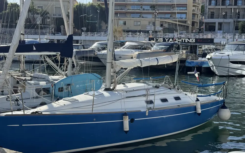 slider 0 Beneteau First 300 Spirit