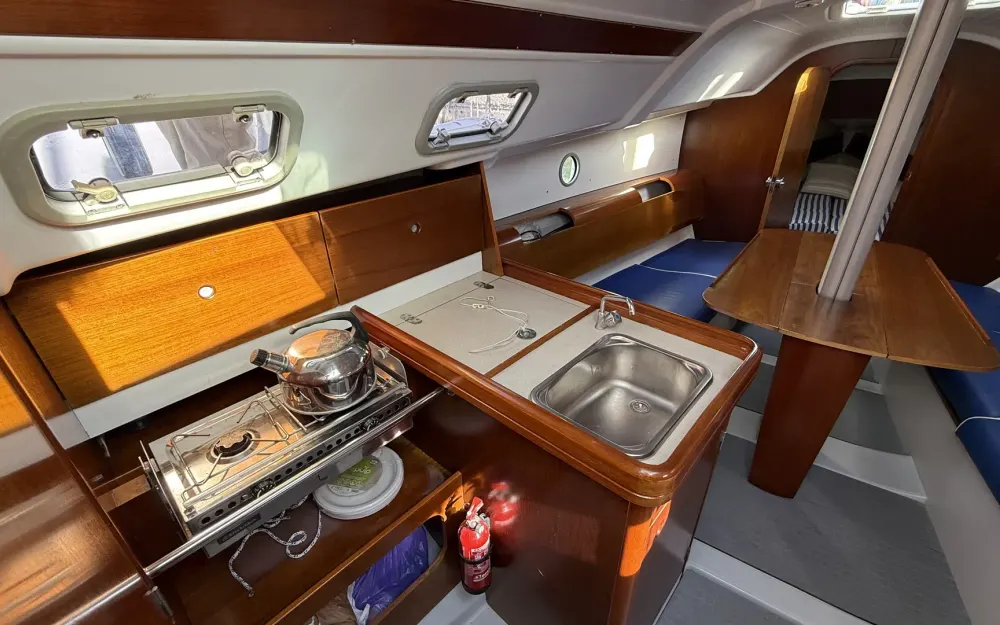 slider 5 Beneteau First 300 Spirit