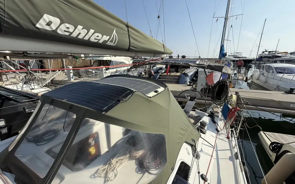slider 11 Dehler  38