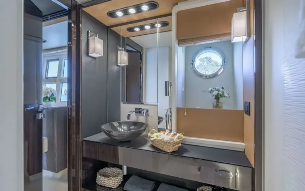 slider 18 Azimut  77 S