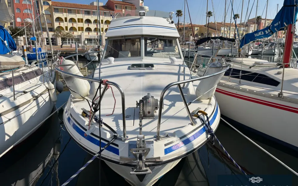 slider 23 Beneteau Antares 860