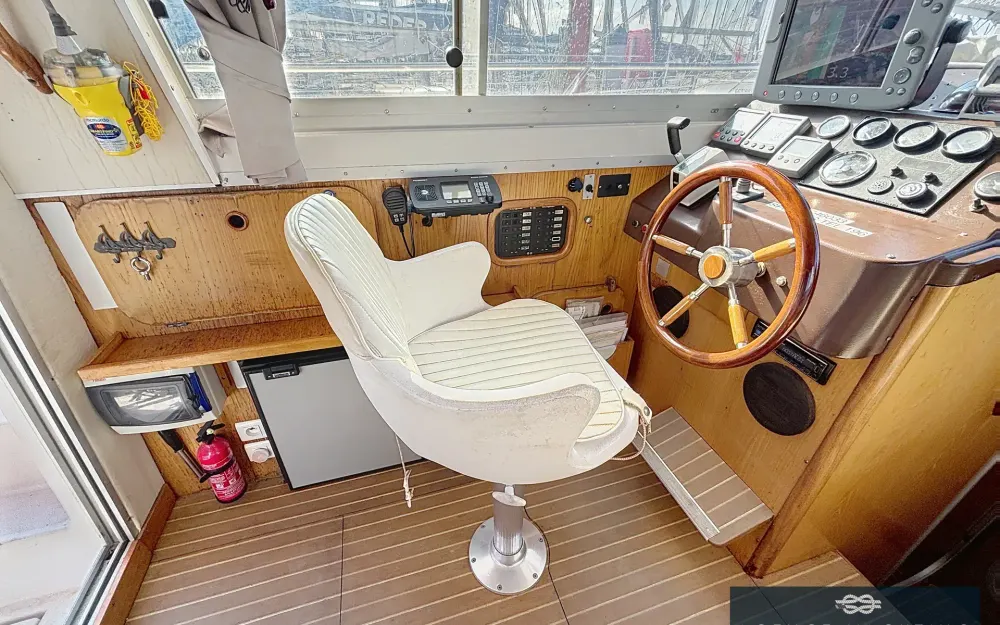 slider 7 Beneteau Antares 860