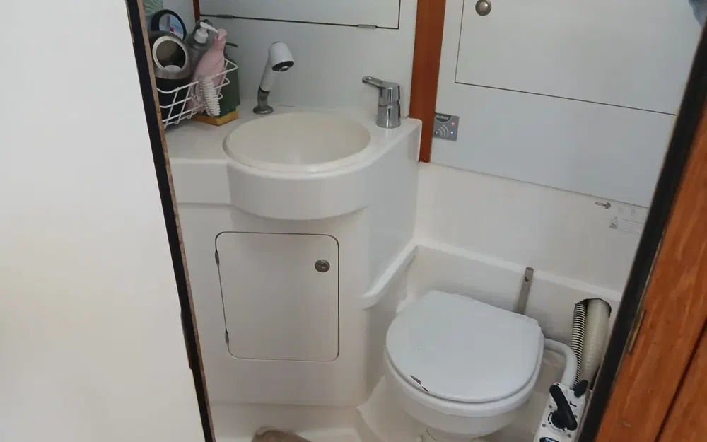 slider 10 Jeanneau Sun Odyssey 37