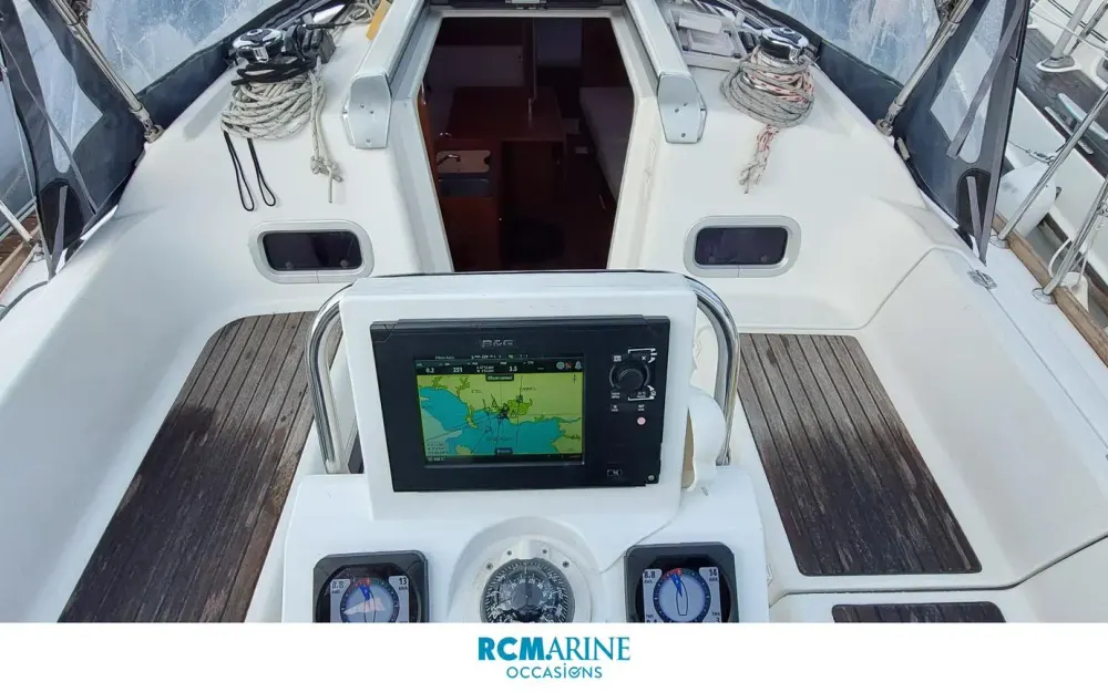 slider 9 Beneteau Oceanis 31